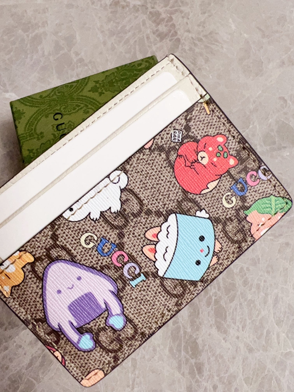 グッチ財布 レプリカ背面デザイン